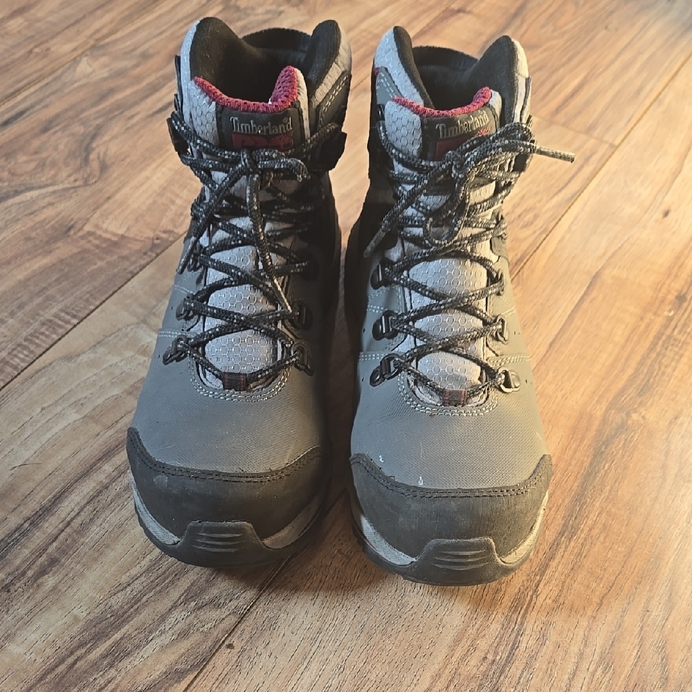 Timberland Gray and Black Work/Winter Boots High-Top Design